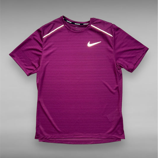 NIKE MILER 1.0 TSHIRT - BEETROOT