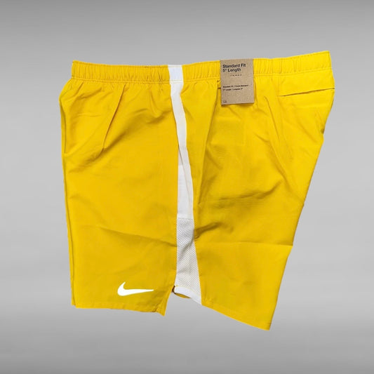 NIKE CHALLENGER SHORTS - YELLOW SULHPUR