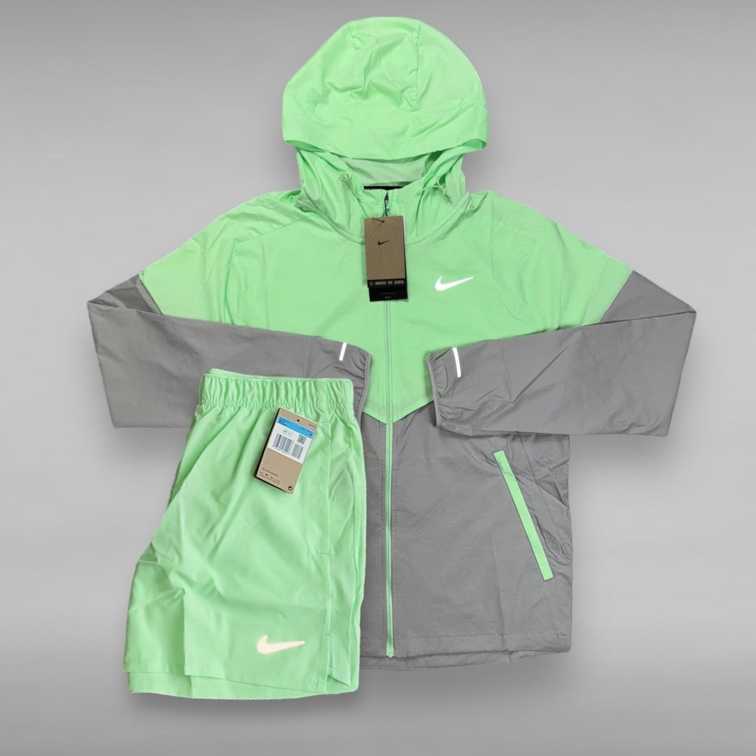 NIKE WINDRUNNER SET - VAPOUR GREEN