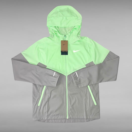 NIKE WINDRUNNER JACKET - VAPOUR GREEN